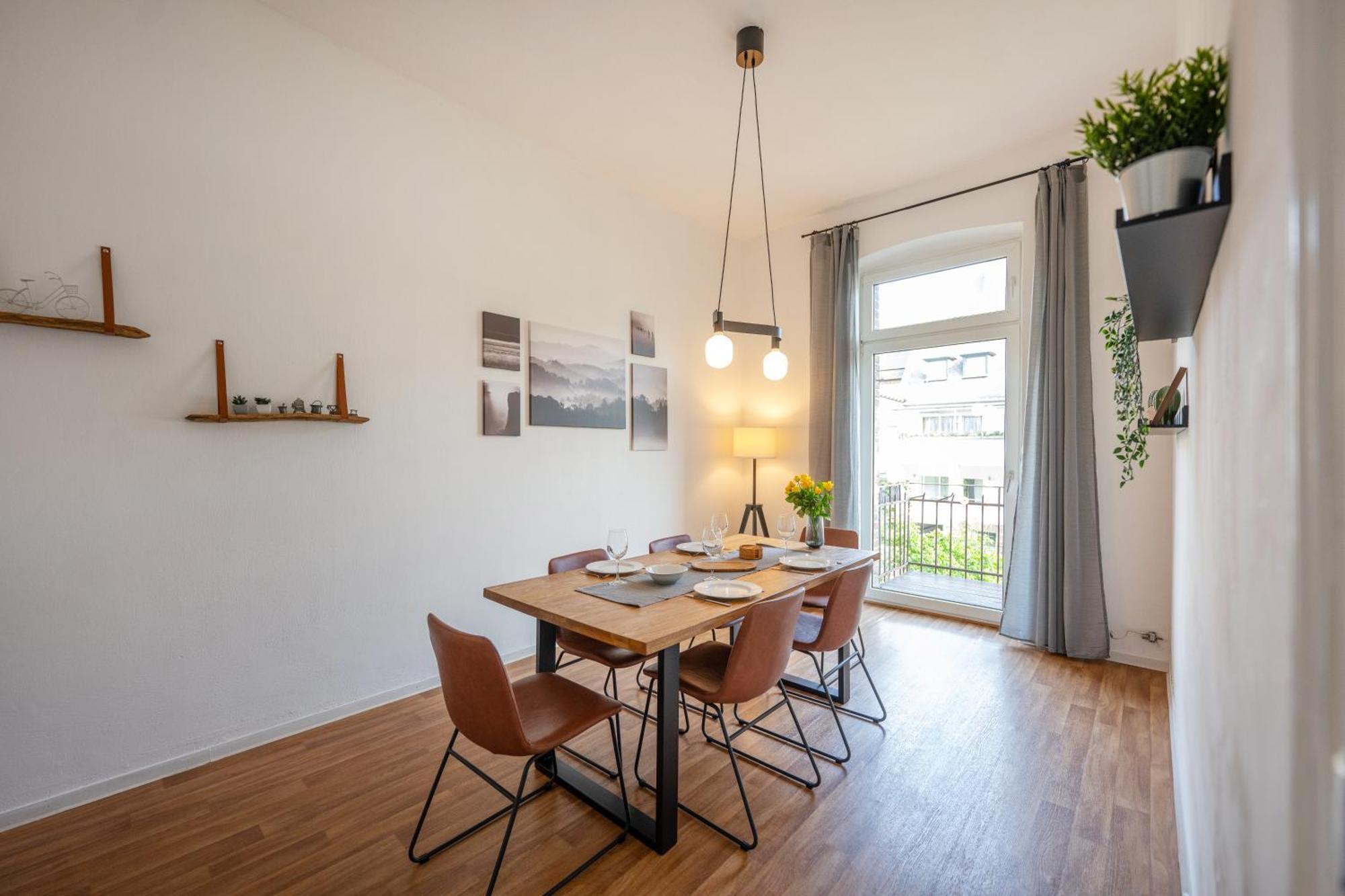 Suedstadt-oase 1 Komfort Mit 2 Sz Und Balkon